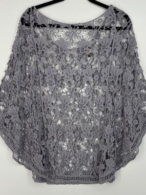 Jayley Missy One Size Pullover Poncho Gray Floral Open Crochet Cotton Polyester